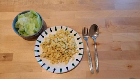 Eiernockerl mit Blattsalat