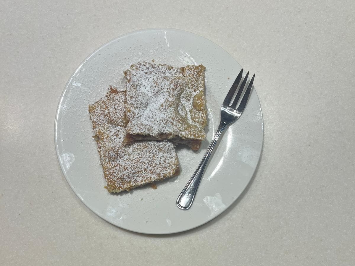 Apfelstrudel aus Mürbteig